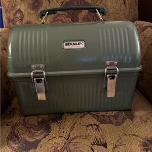 Stanley Lunch Box with matching Stanley Food Jar